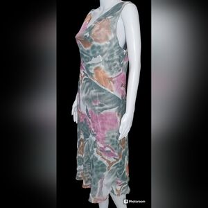 Beautiful multicolor sleeveless dress